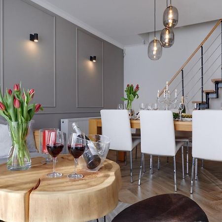 Apartament Heaven カトヴィツェ エクステリア 写真