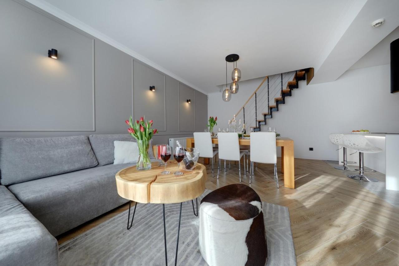 Apartament Heaven カトヴィツェ エクステリア 写真