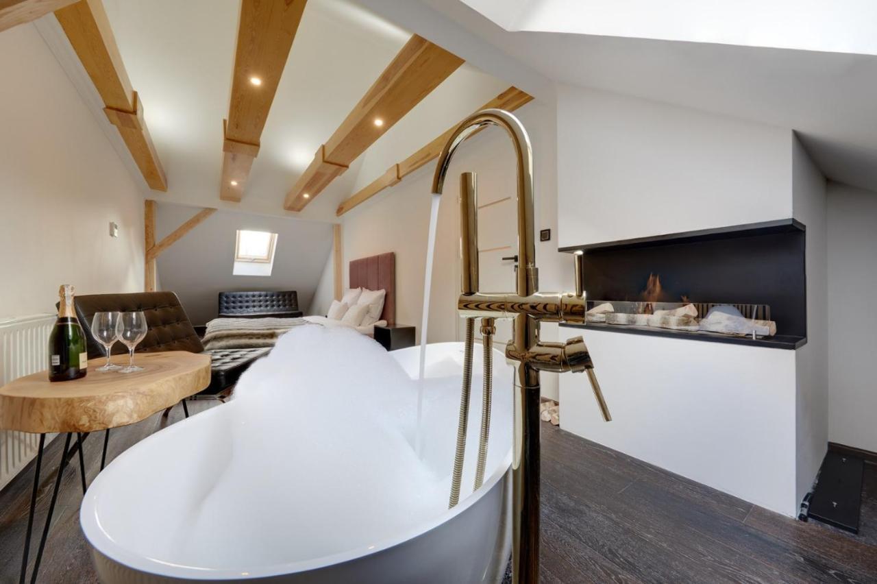 Apartament Heaven カトヴィツェ エクステリア 写真