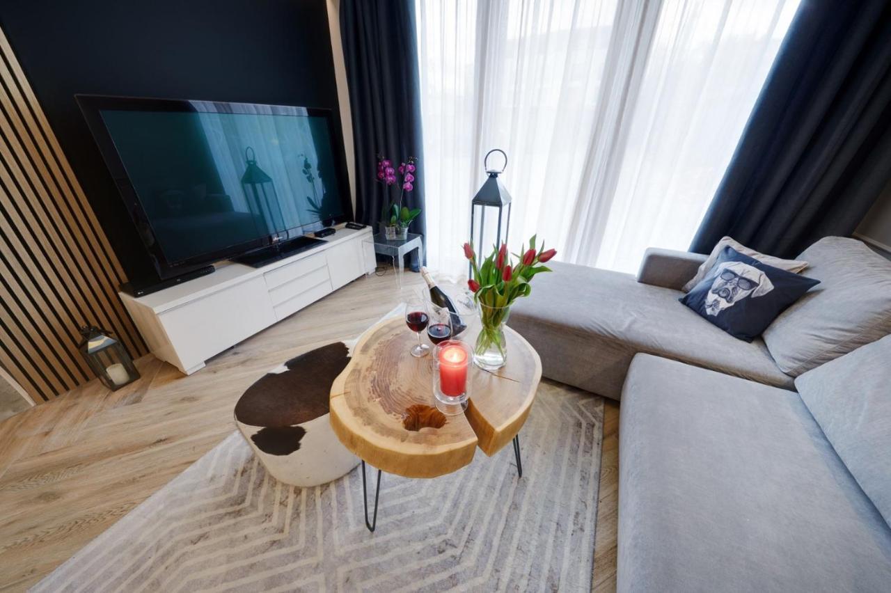 Apartament Heaven カトヴィツェ エクステリア 写真